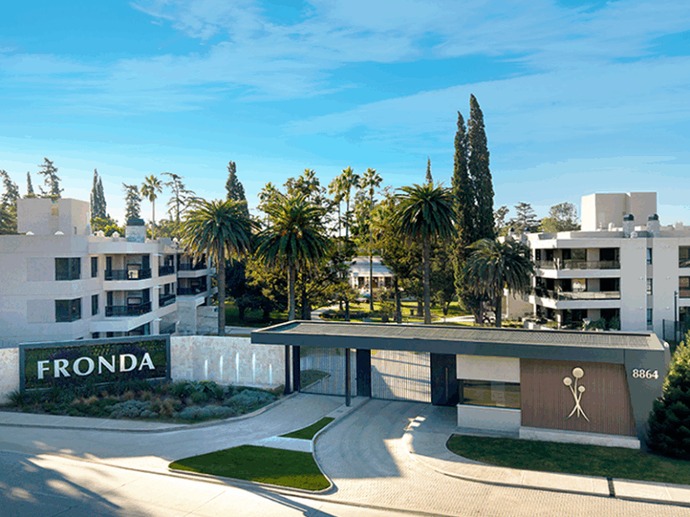 Fronda_exterior_edit_retoque